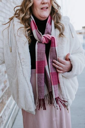 PLAID SCARF WITH FRINGE