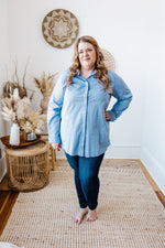 STRETCHY BUTTON-UP BLOUSE WITH BUTTON DETAILS IN ICE BLUE