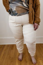 Spanx® STRETCH TWILL CARGO JOGGER IN PARCHMENT