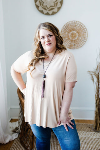 BASIC TEE IN DARK TAUPE - 16 - Love Marlow