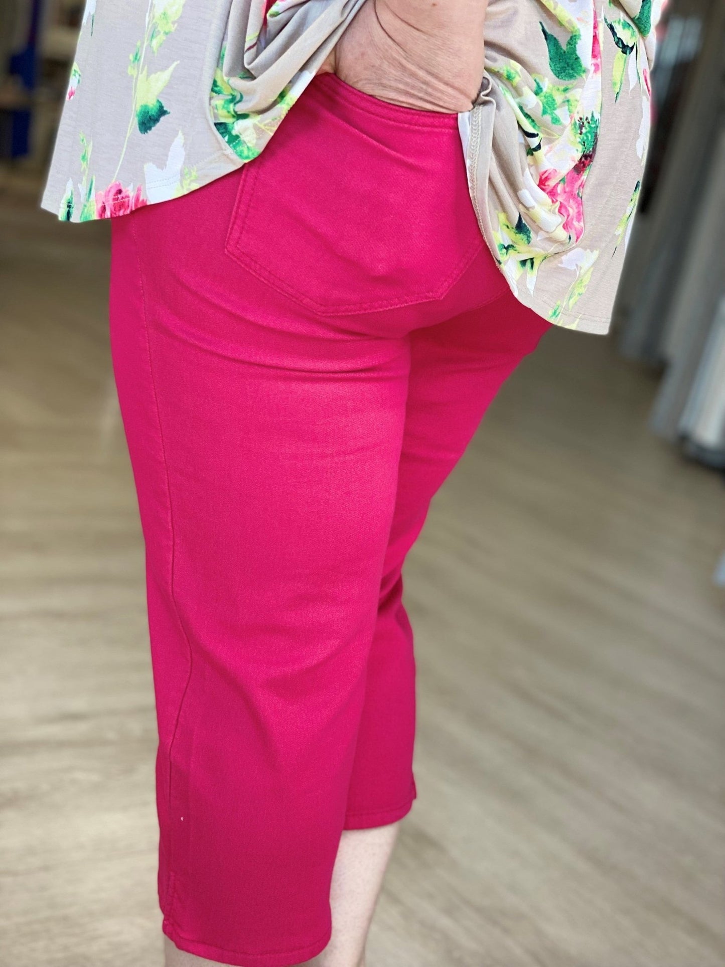 DENIM CAPRI IN FUSCHIA - 12 - Love Marlow