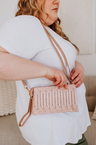 FAUX LEATHER WOVEN CLUTCH IN MAUVE - Love Marlow