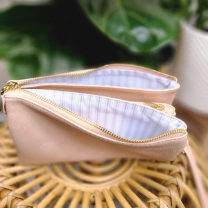 FAUX LEATHER CLUTCH IN BLUSH