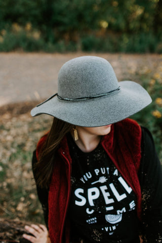 FLOPPY FELT HAT IN GREY - Love Marlow