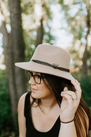 GAMBLER FELT HAT IN WOODROSE - Love Marlow