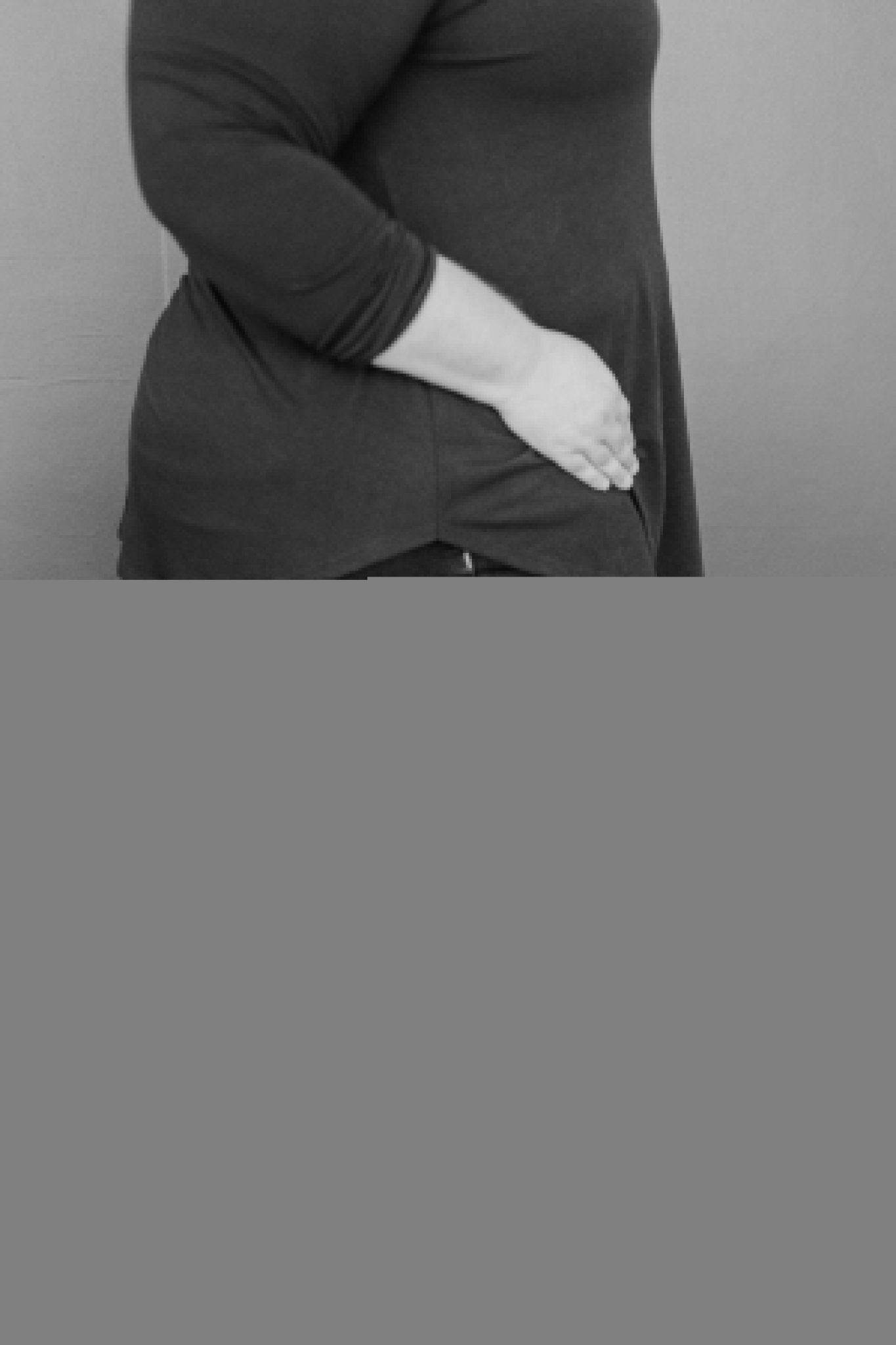 MID - RISE STRETCH SKINNY JEAN IN DENIM BLUE - Love Marlow