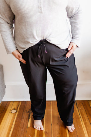 ON-THE-GO PANTS IN BLACK