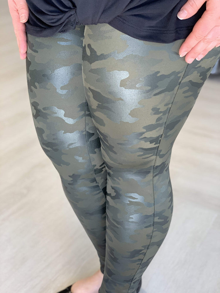 SPANX Faux Leather camouflage-print Leggings - Farfetch