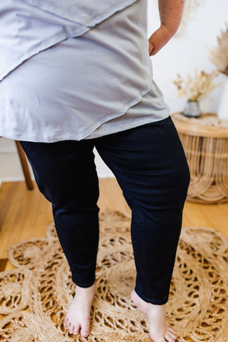 Spanx© ANKLE SKINNY JEANS IN BLACK - 3x - Love Marlow