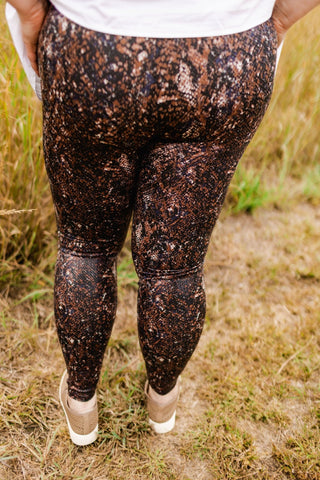 Spanx© FAUX LEATHER SNAKE SHINE LEGGINGS IN MOCHA SNAKE - Love Marlow