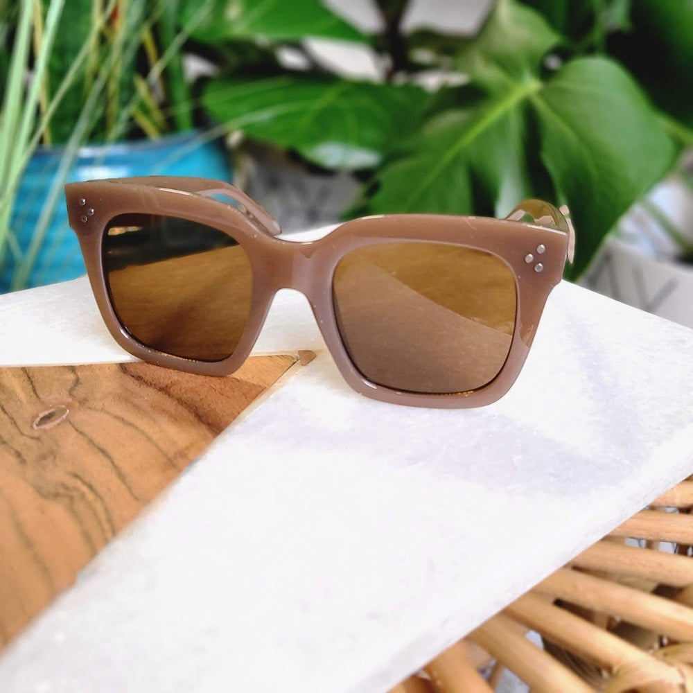 
            
                Load image into Gallery viewer, TELLURIDE SUNGLASSES IN MINK
            
        