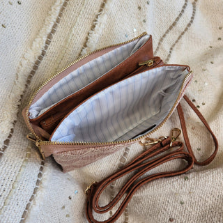 WOVEN DIAMOND PATTERN CLUTCH WITH FAUX LEATHER IN MAUVE - Love Marlow