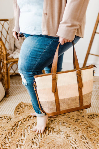 WOVEN STRIPED TOTE BAG IN CORAL - Love Marlow